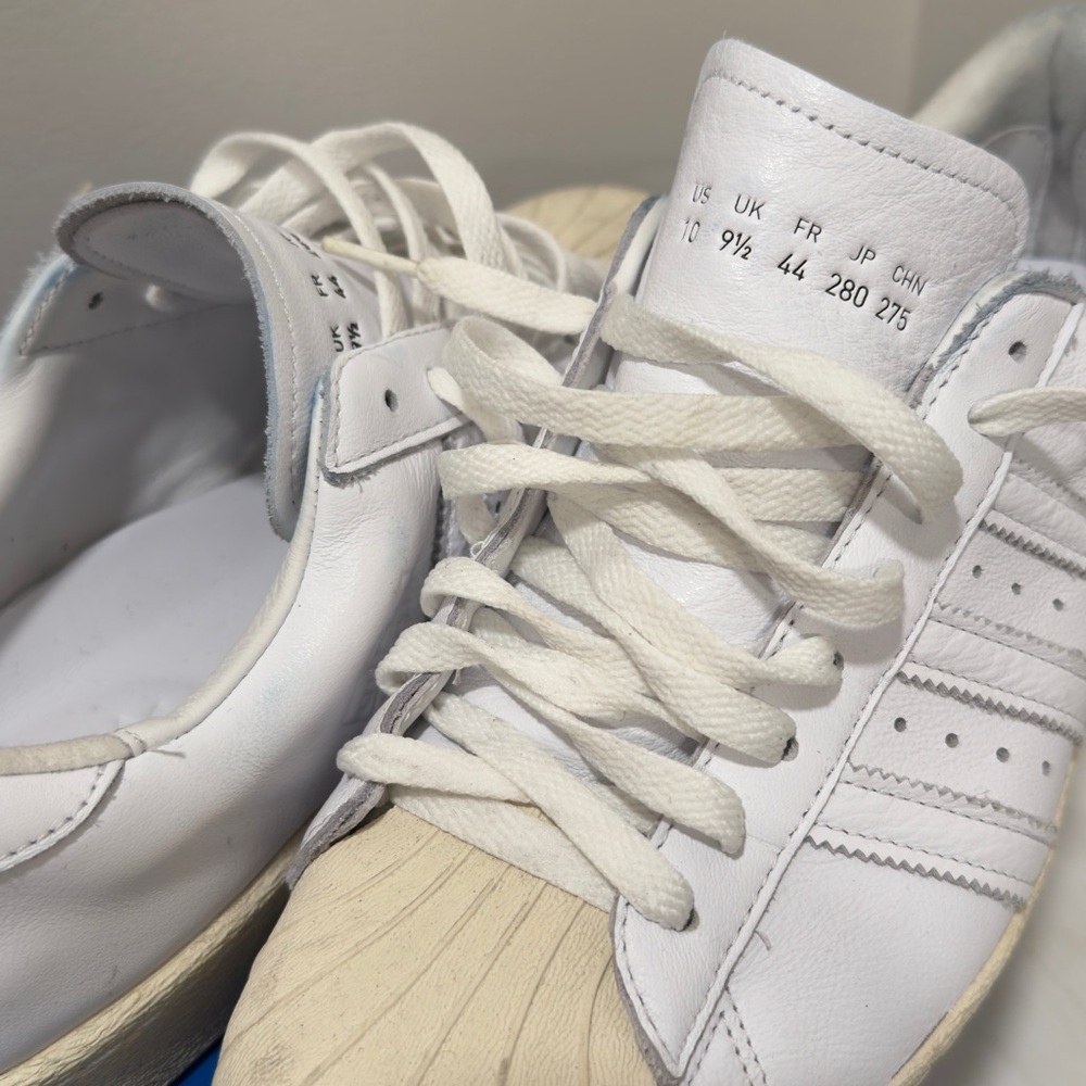 Adidas Shelltoe size 10 - Picture 2 of 6